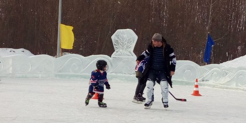 Техника катания на коньках в хоккее⁚ от новичка до профи